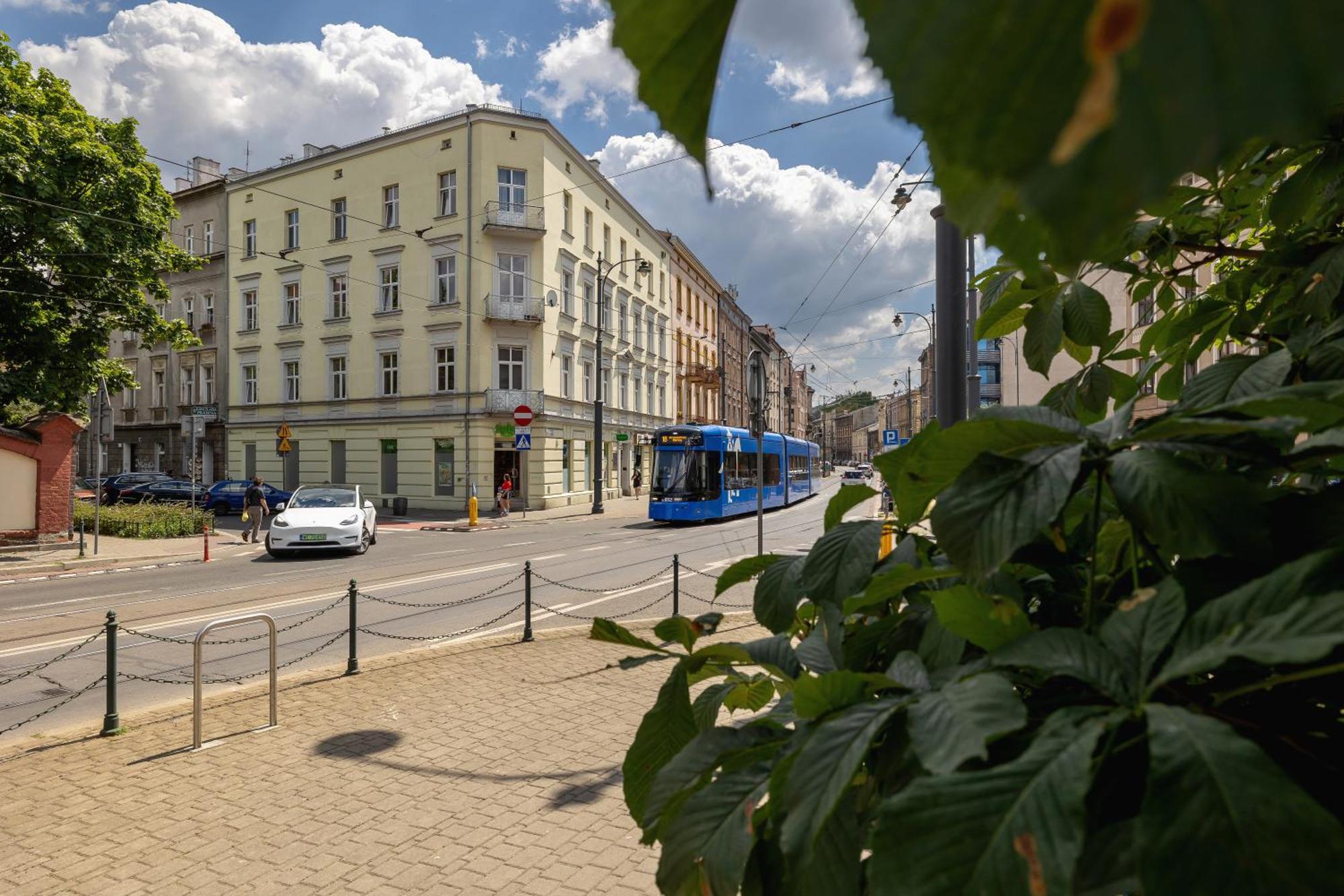 Studio Apartment With Ac - Dluga 65 Краков Экстерьер фото